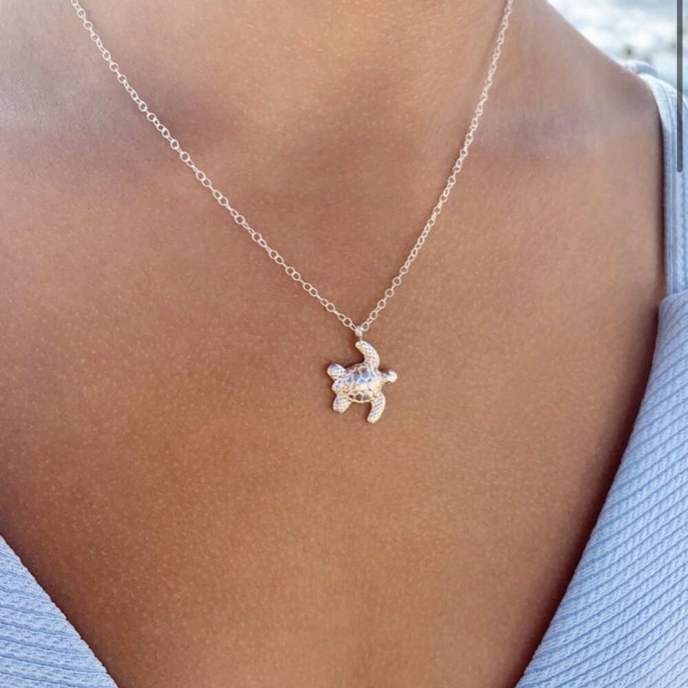 Horizontal Sea turtle Necklace